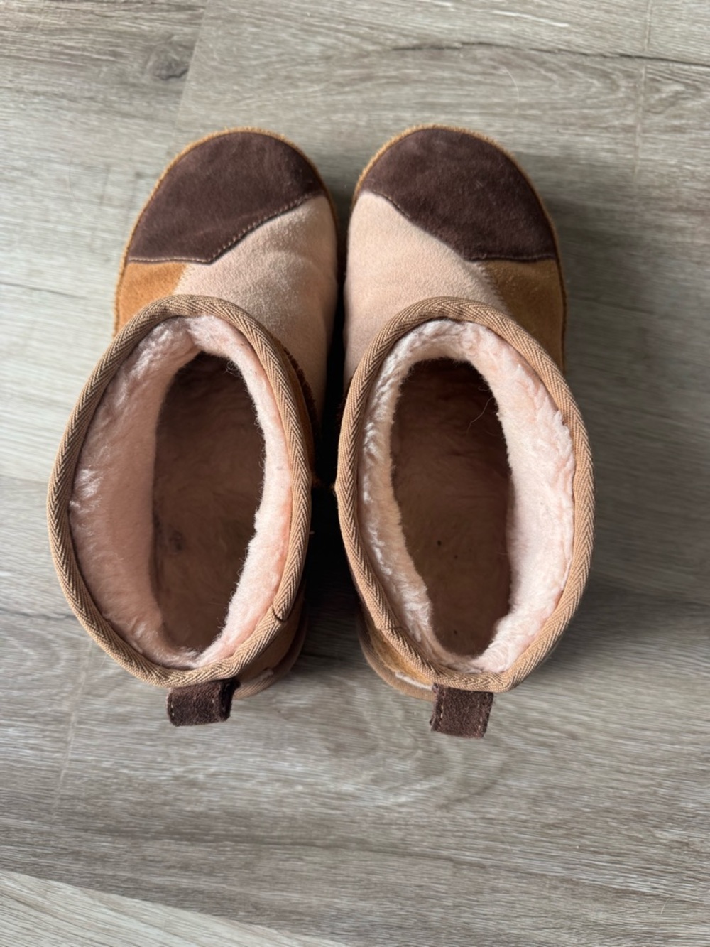 UGG Patchwork Micro Short Boots - Picture 6 of 10